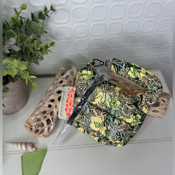 Free People Printed Micro Pouch Dense Floral Yellow - Picture 3 of 8